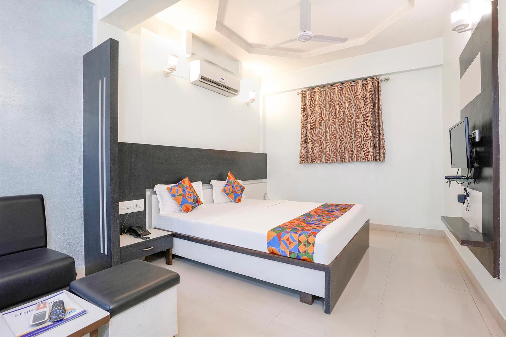 Fabhotel Skylon, Near Mahatma Mandir Gandhinagar Zewnętrze zdjęcie