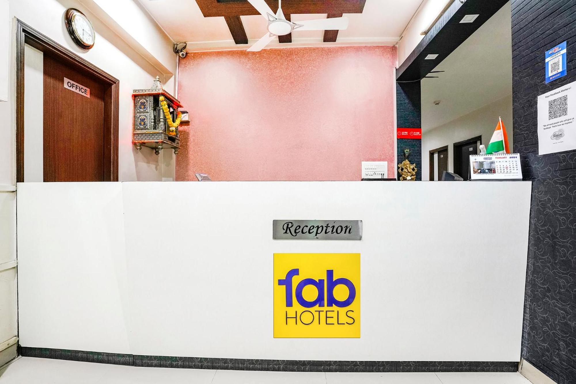 Fabhotel Skylon, Near Mahatma Mandir Gandhinagar Zewnętrze zdjęcie